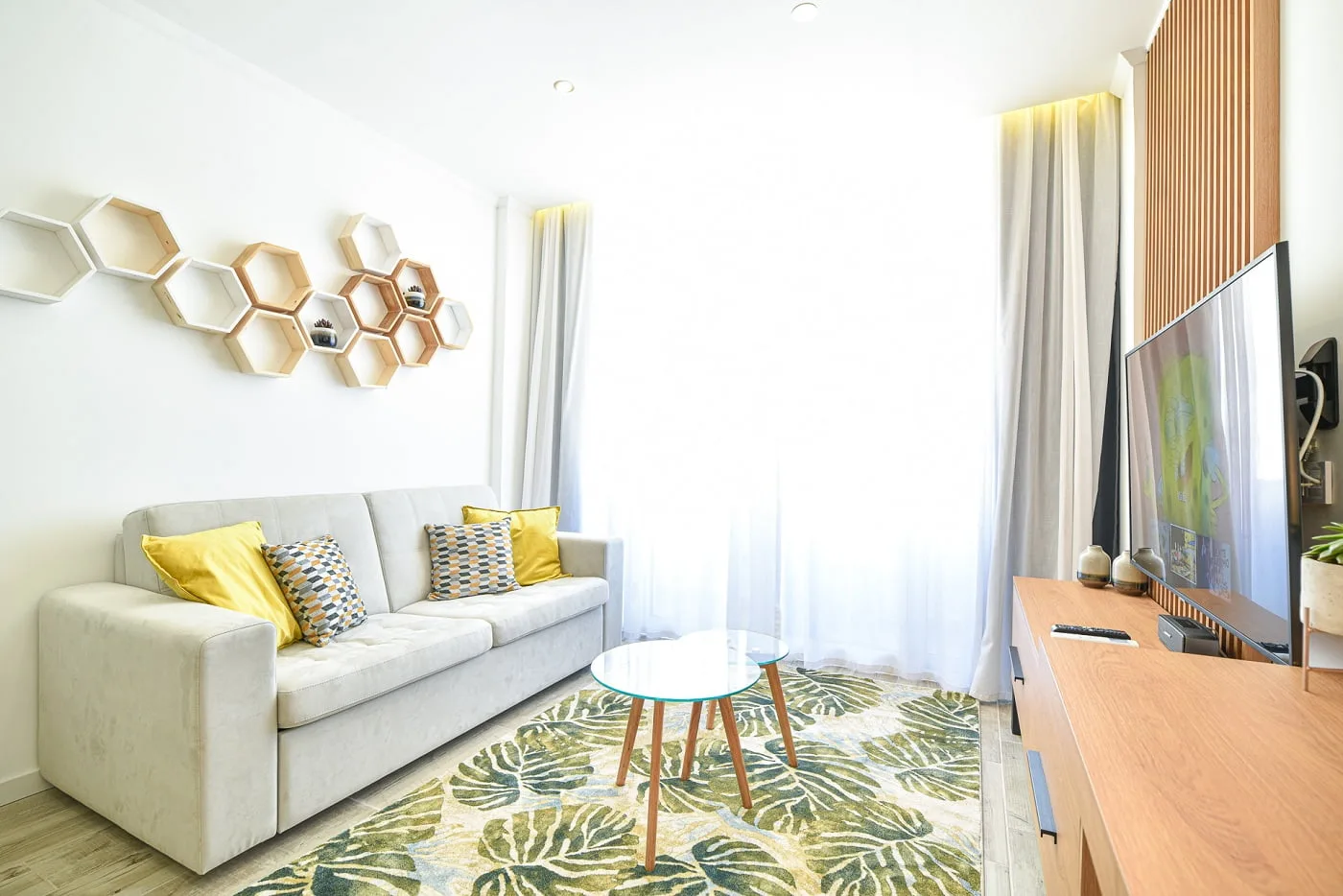 Timeless Beach III — interior 11